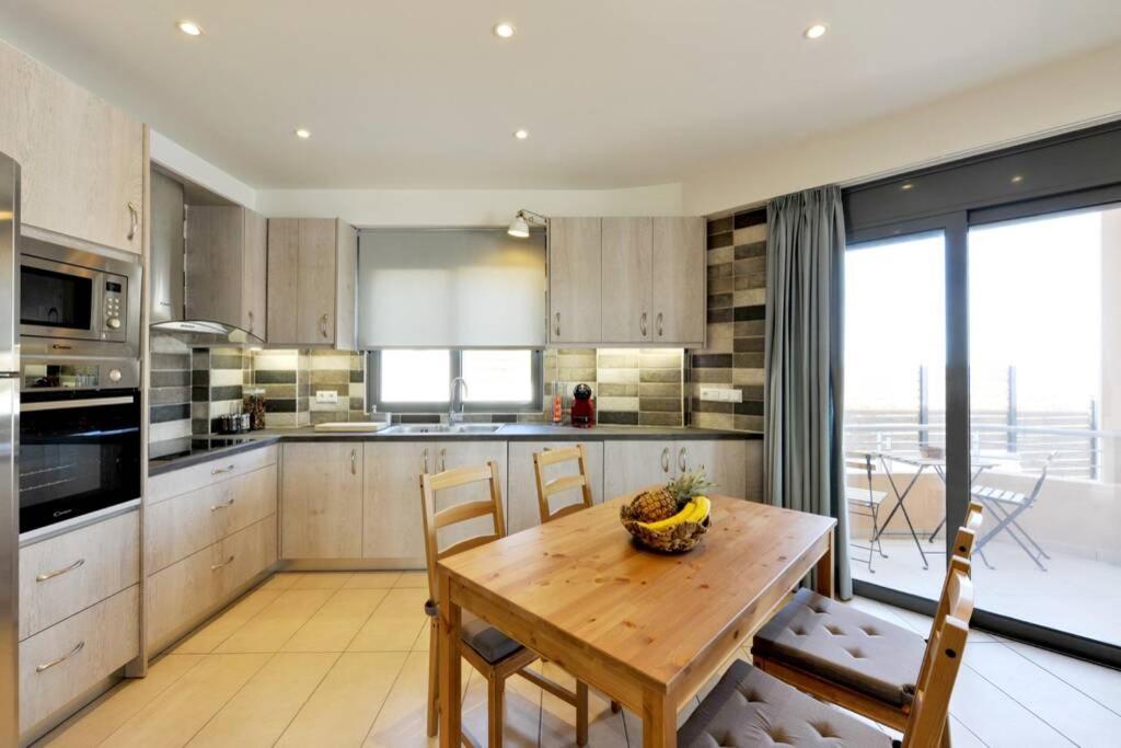 Wonderful Eco Friendly Villa Augustine Ampelo Екстер'єр фото